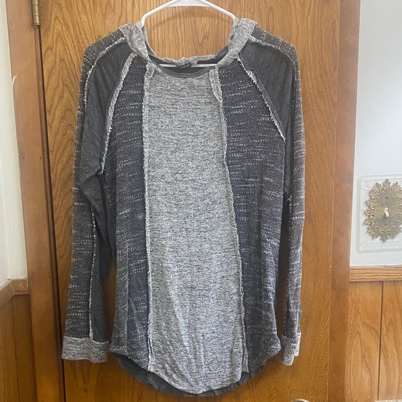 EARTHBOUND Tops - Earthbound Gray Long Sleeve Hooded Top